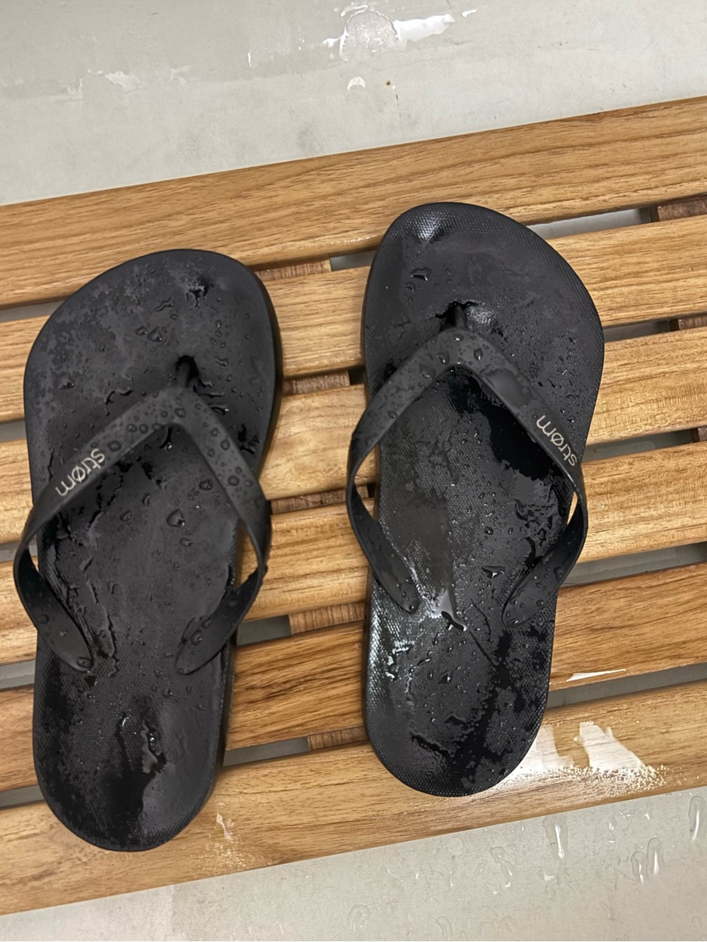 Strøm - Black Women's Spa Flip Flop Sandals, size 9